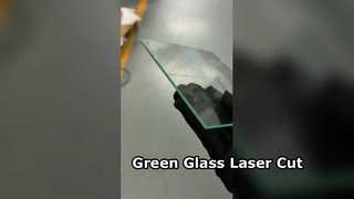Quadrado de corte a laser de vidro verde de 3 mm