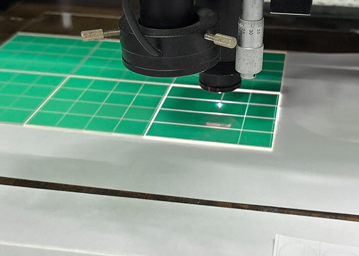 Laser Glass Cutting Machine designed to minimize edge chipping and cracking during the cutting process for superior glass  To Accuracy±0.01mm